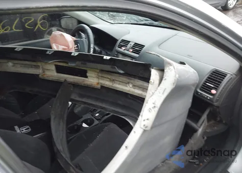 2005 Honda Accord 2.4 Dx/Dx Vp z USA, uszkodzony, nr VIN 1HGCM56155A000111